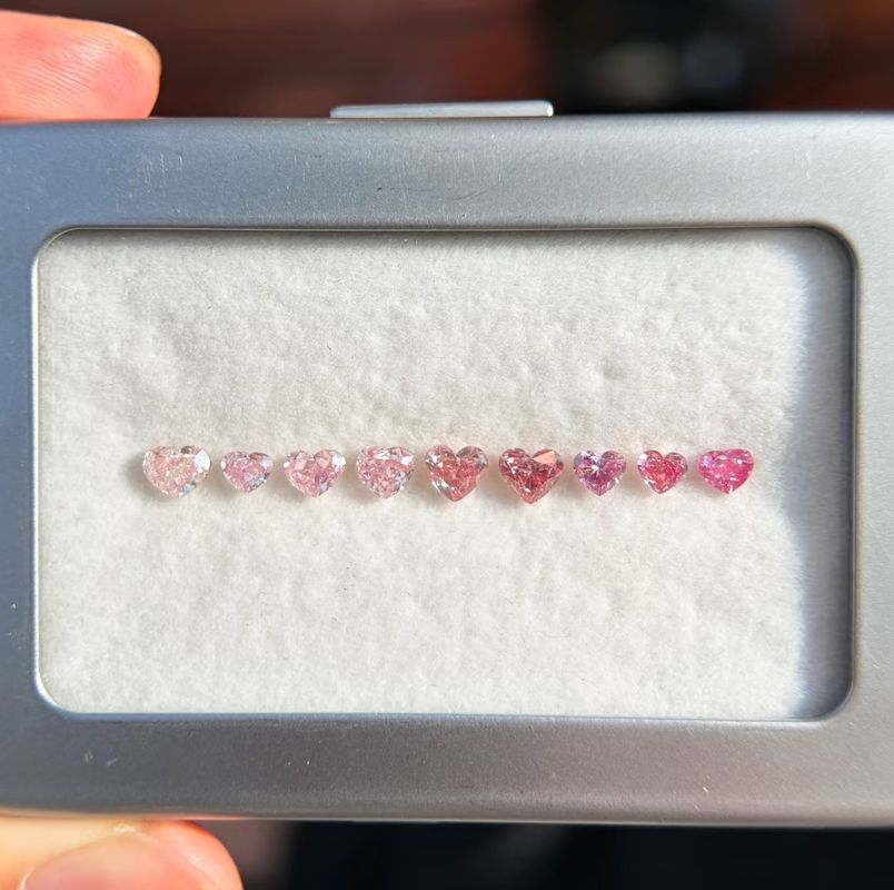 Kualitas LuxuryShine Pink / Yellow / Green Heart Cut Lab Diamond VVS-VS Berlian Asli & Perhiasan Pernikahan & Perhiasan Khusus pabrik