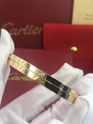 Kualitas CINTA Gelang Emas 18K Model Kecil 6 Berlian Untuk Wanita / Pria pabrik