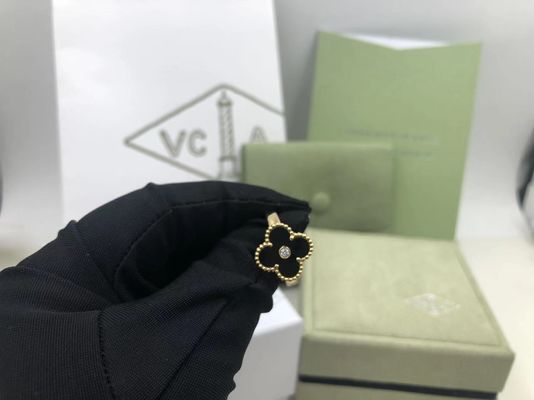 Kualitas Van Cleef Dan Arpels Vintage Alhambra Cincin Kuning Emas Onyx Berlian Bulat pabrik