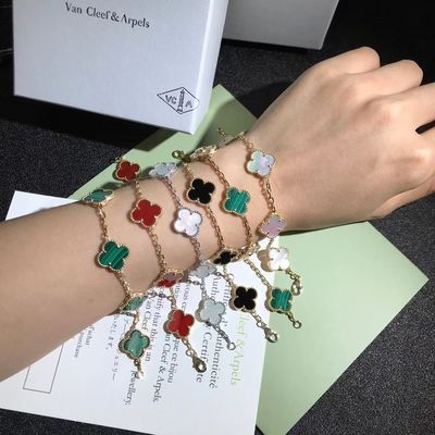 Kualitas Gelang Emas Pribadi 18K Emas Vintage Van Cleef & Arpels pabrik