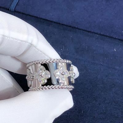 Kualitas Model Sedang VCA Van Cleef Perlee Clover Ring 18k Gold Mendukung Kustomisasi Pribadi pabrik