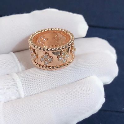 Kualitas Model Sedang VCA Van Cleef Perlee Clover Ring 18k Gold Mendukung Kustomisasi Pribadi pabrik