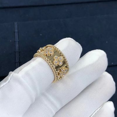 Kualitas Model Sedang VCA Van Cleef Perlee Clover Ring 18k Gold Mendukung Kustomisasi Pribadi pabrik