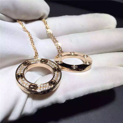 Kualitas Kalung Cinta Emas Kuning 18K, Kalung Berlian Paving B7058400 pabrik