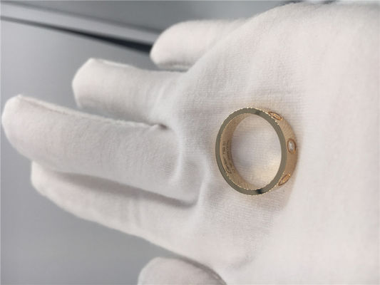 Kualitas Love Wedding Band Ring B4056100 1 Berlian 18K Emas Kuning pabrik