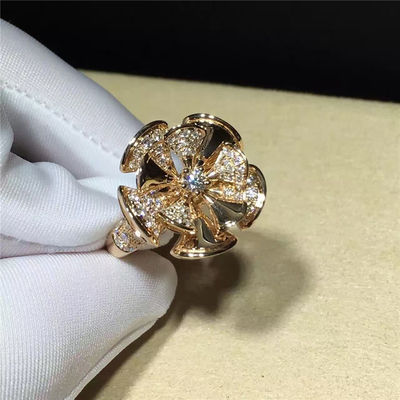 Kualitas Cincin Berbentuk Bunga Perhiasan Mewah Berlian Emas 18K Untuk Pernikahan / Pertunangan pabrik
