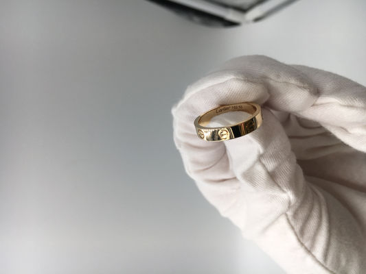 Kualitas Mens Wedding Bands Perhiasan Emas Mewah 18K Kuning Emas Tanpa Batu Permata pabrik