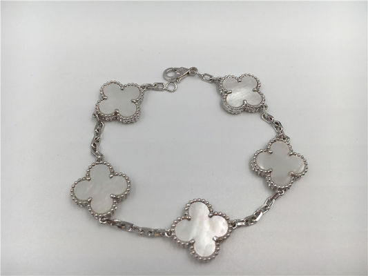 Kualitas Vintage Alhambra Gelang Emas 18K Emas Putih Dengan Ibu Mutiara Putih pabrik