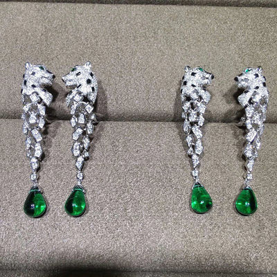 Kualitas Anting Berlian Emas Putih 18K, Anting Panthere Dengan Onyx pabrik