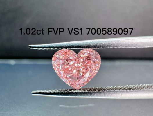 Kualitas LuxuryShine Fancy Pink / Fancy Intense Pink / Fancy Vivid Pink Heart Cut Laboratorium Berlian VVS-VS1 Berlian Asli & Perhiasan Pernikahan & Perhiasan Khusus pabrik