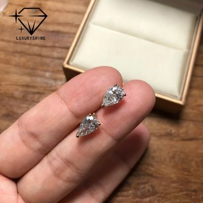 Kualitas 18K Gold Pear Cut Lab Diwasa Berlian Stud Earrings VVS-VS Clarity pabrik