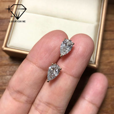 Kualitas 18K Gold Pear Cut Lab Diwasa Berlian Stud Earrings VVS-VS Clarity pabrik