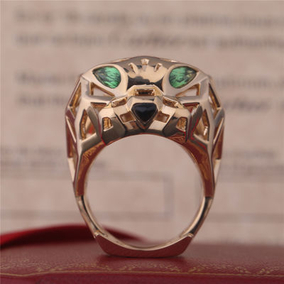 Kualitas PanthèRe De Cartier Cincin Emas Kuning Tsavorite Garnets Onyx pabrik