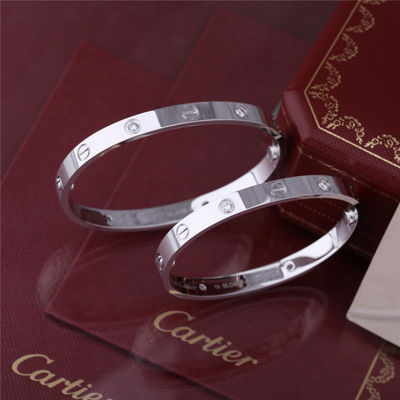 Kualitas Klasik Cinta Bangle 4 Berlian Cinta Gelang dengan dalam 18 Karat EMAS PUTIH Perhiasan Pengerjaan Halus pabrik