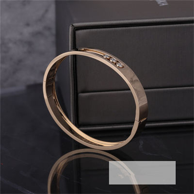 Kualitas 18K Yellow Gold Luxury Jewelry Move Noa Diamond Bangle Bracelet Untuk Wanita pabrik